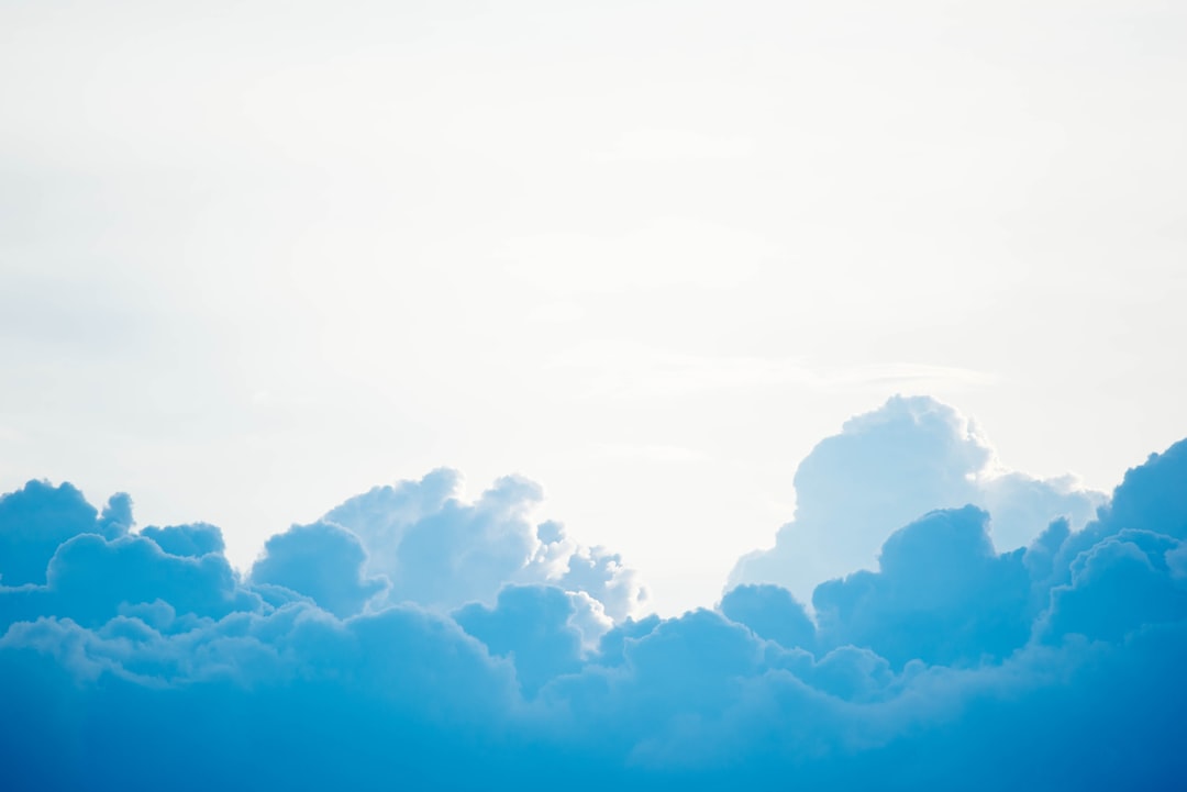 Photo Cloud-shaped lamp